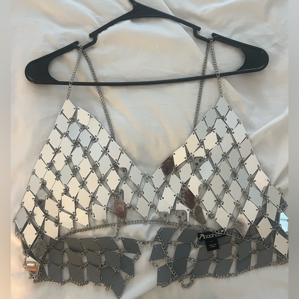 Diamond mirror disc chain crop top